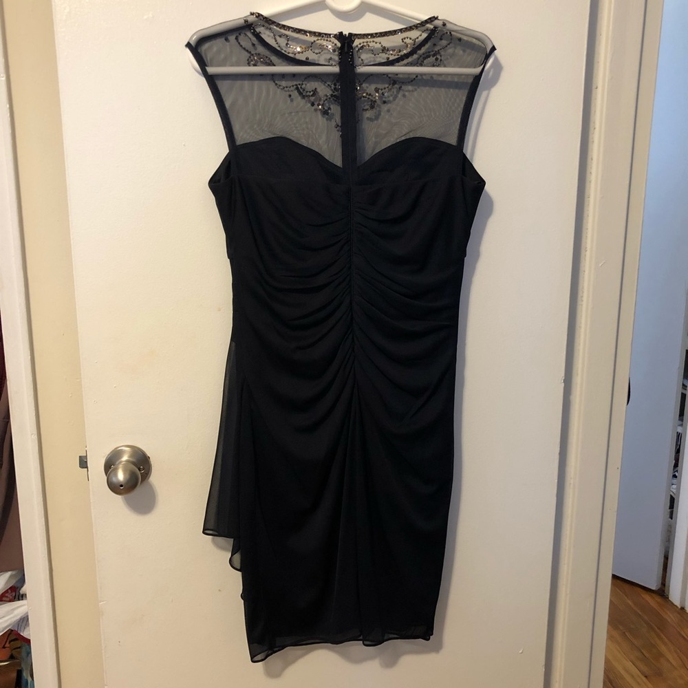 Dress - Picture 4 of 7